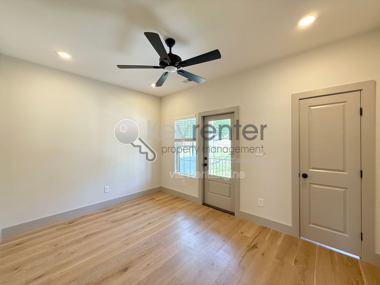Gallery Image 19