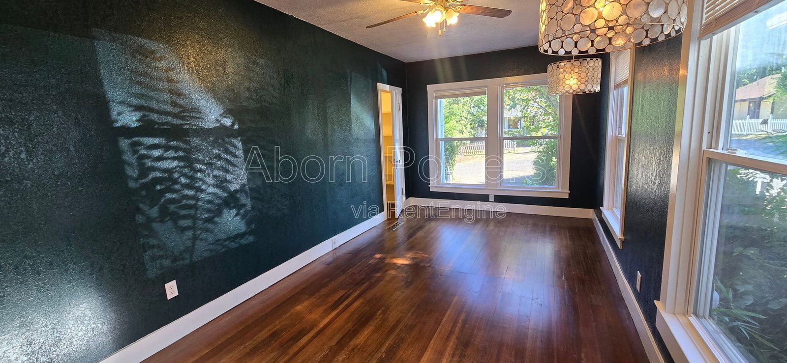 Gallery Image 18