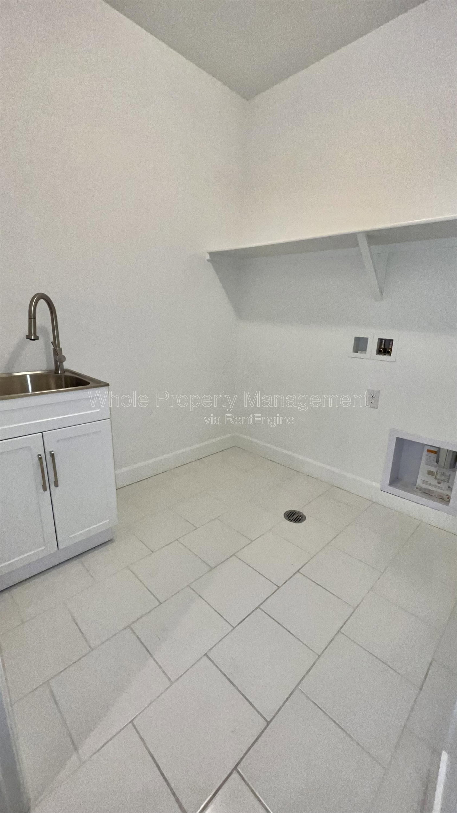 Gallery Image 18