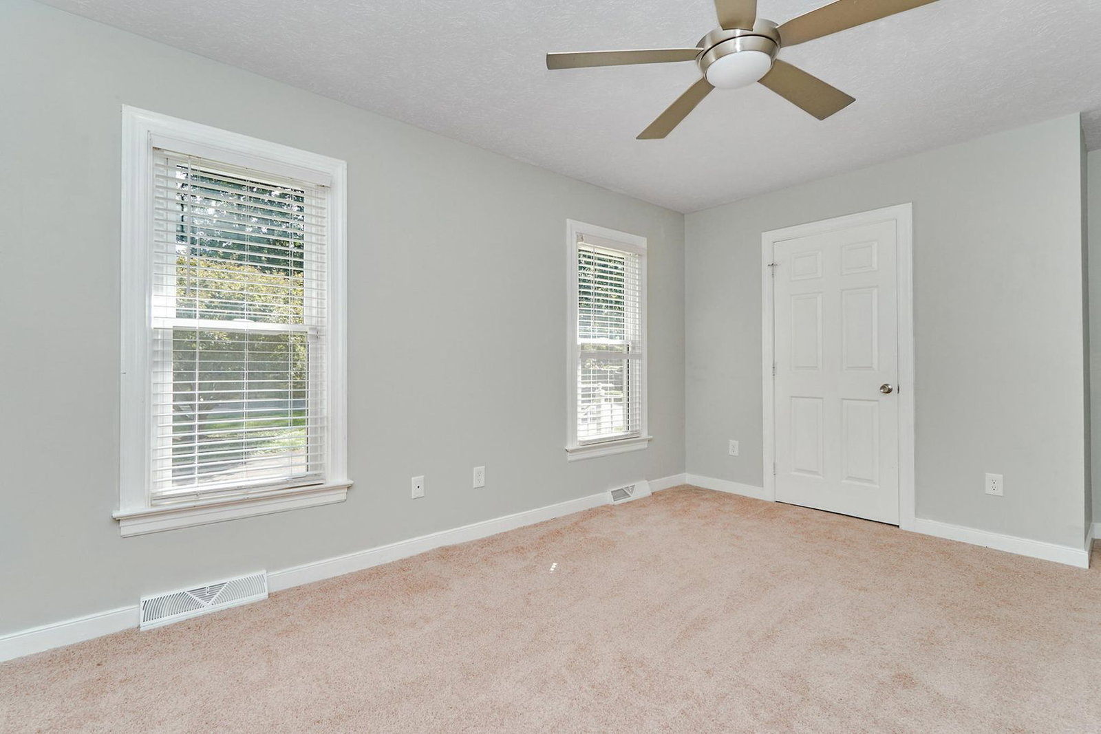 Gallery Image 21