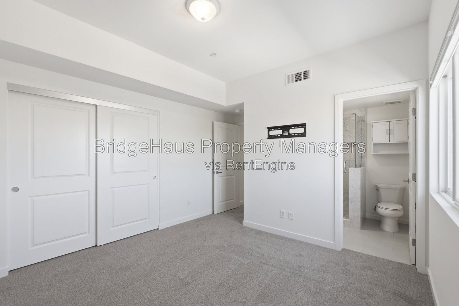 Gallery Image 26
