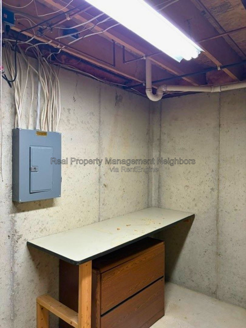 Gallery Image 10