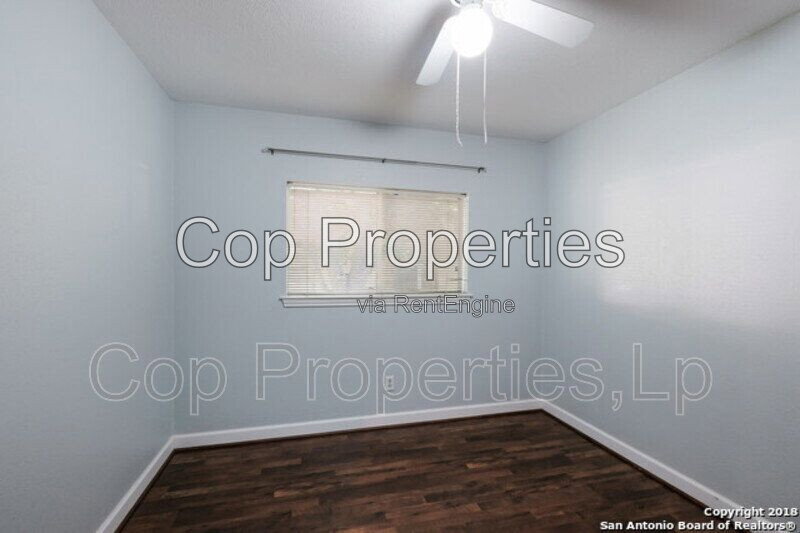 Gallery Image 28