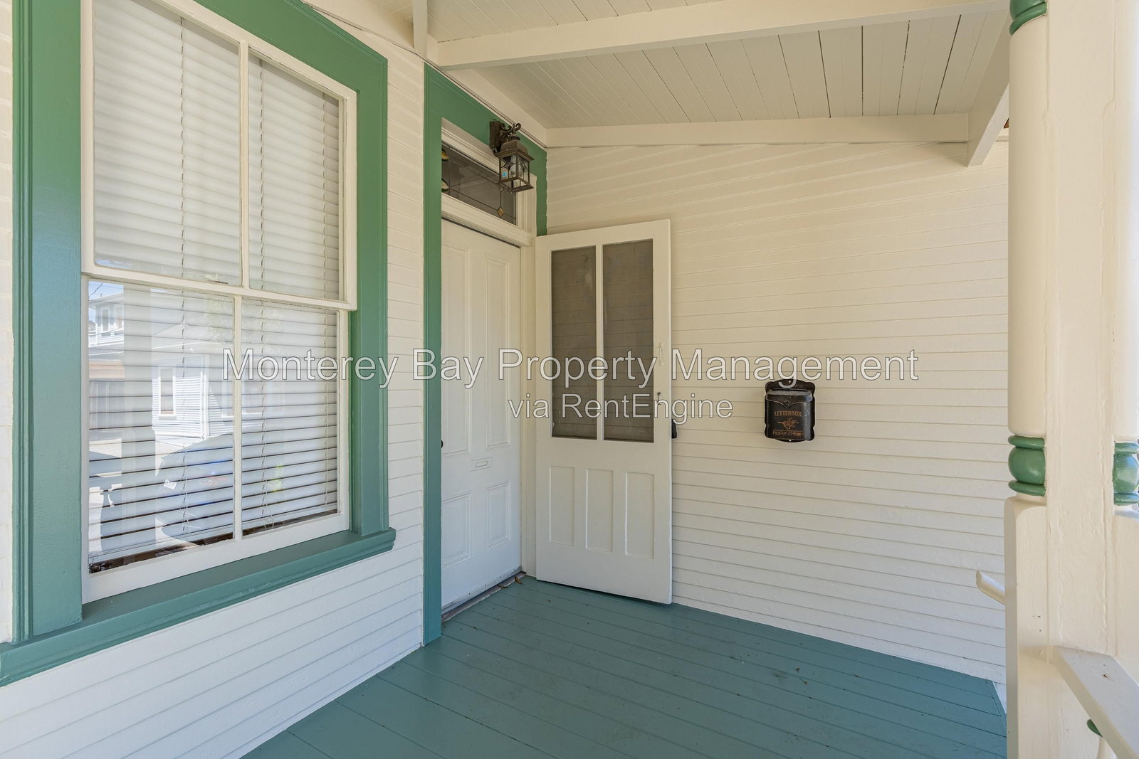 Gallery Image 17