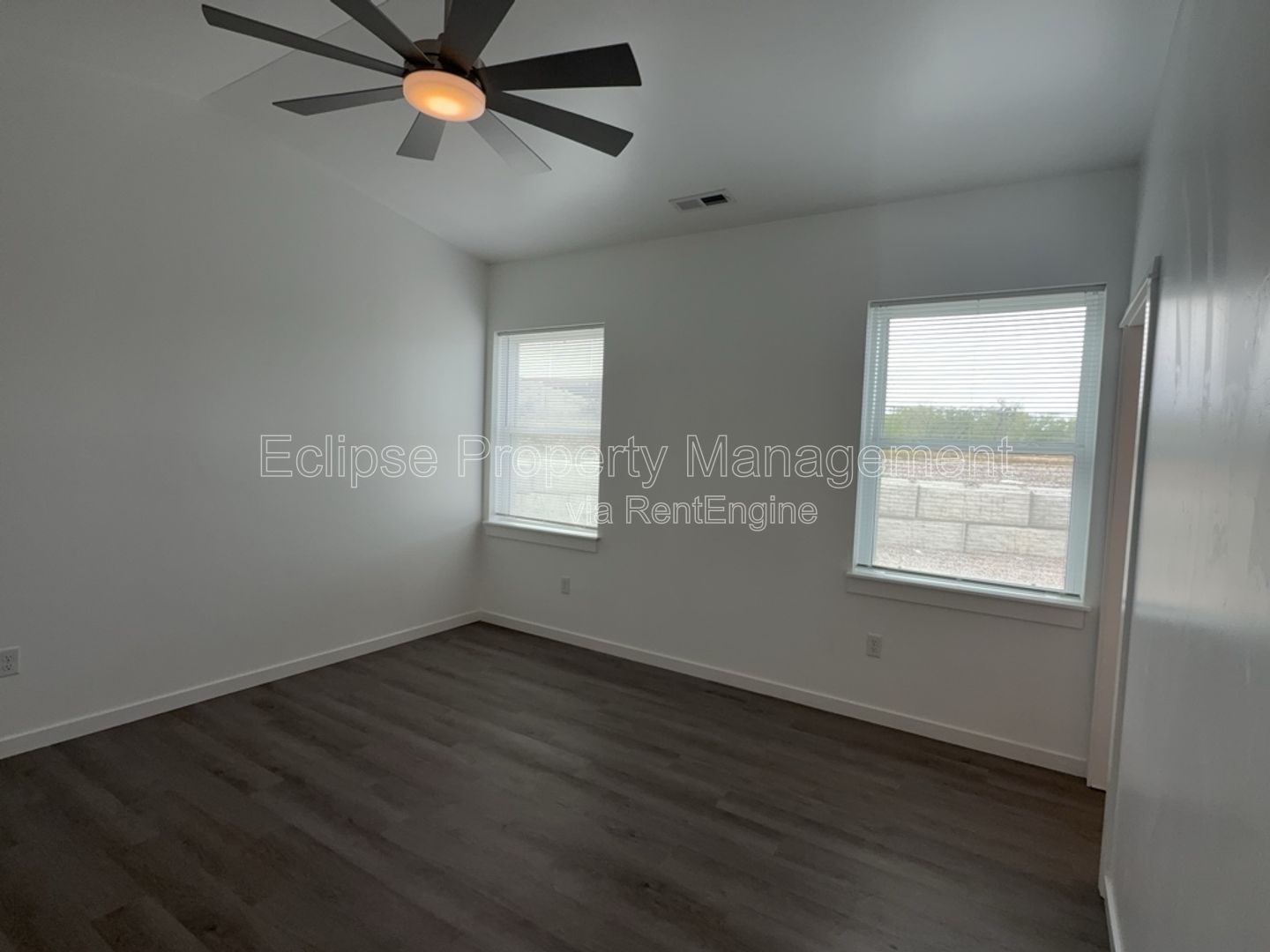 Gallery Image 30