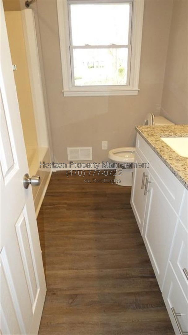 Gallery Image 17