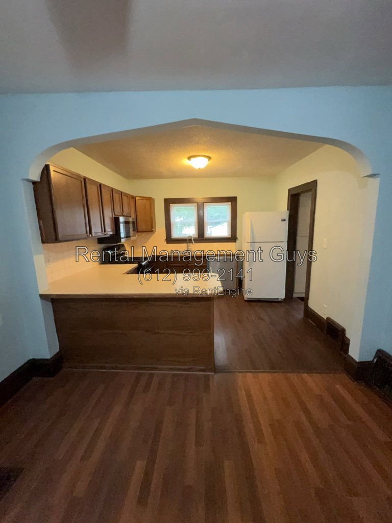 Gallery Image 0