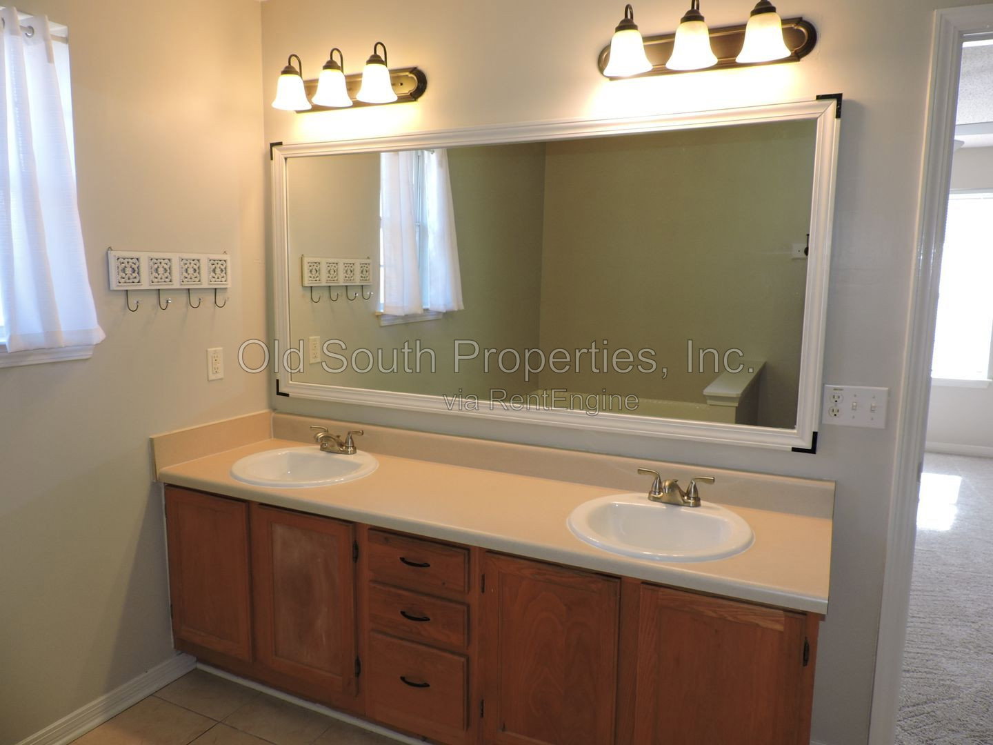 Gallery Image 16