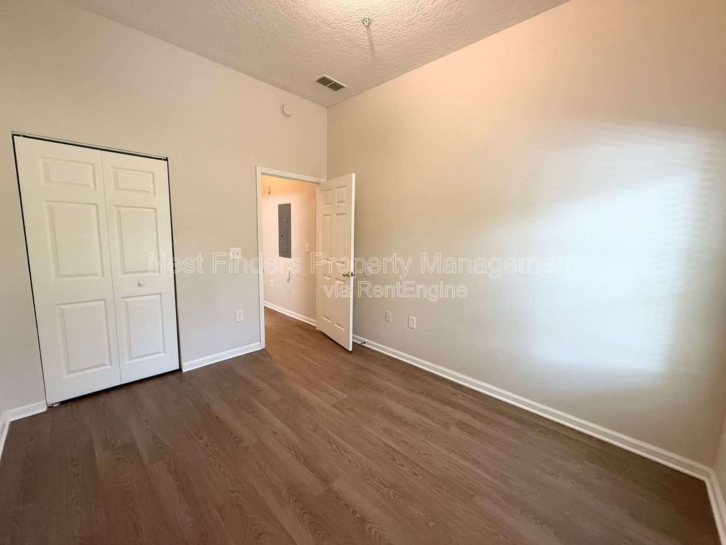 Gallery Image 18