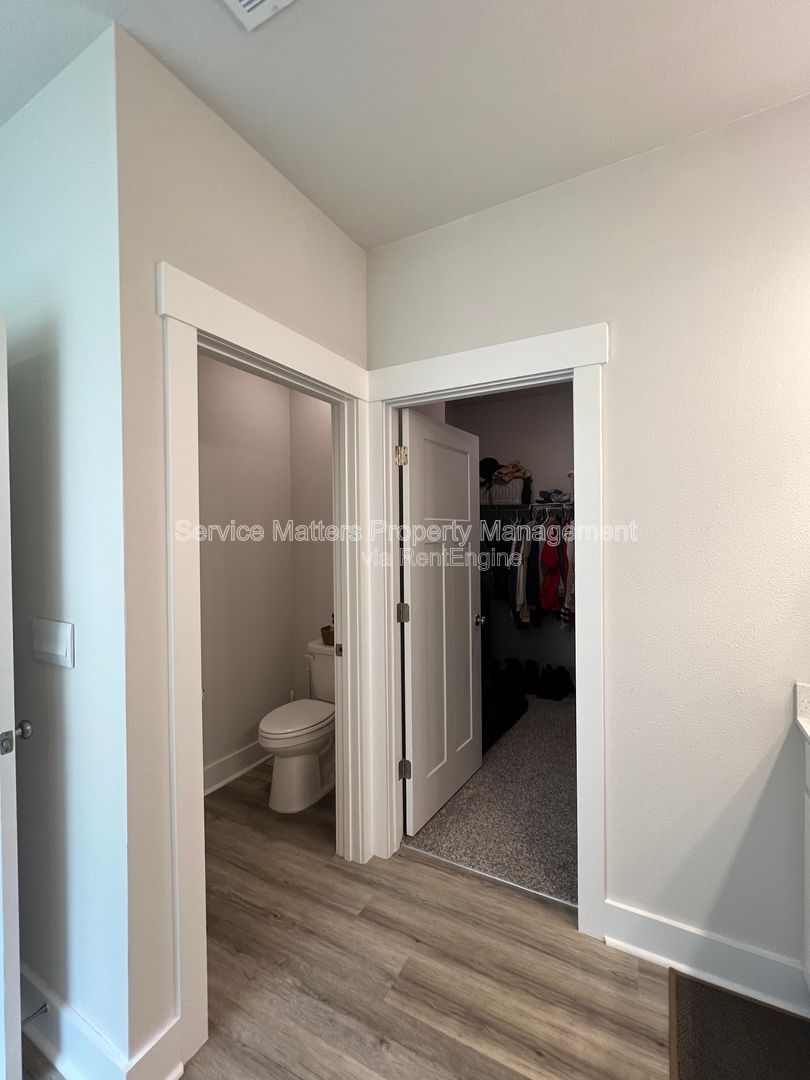 Gallery Image 25