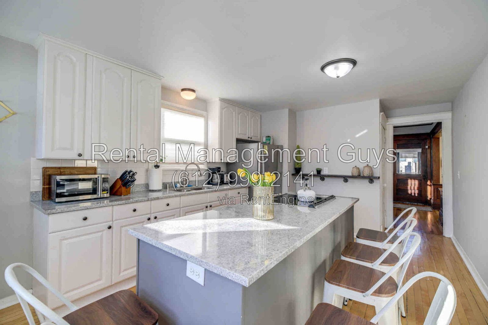 Gallery Image 0