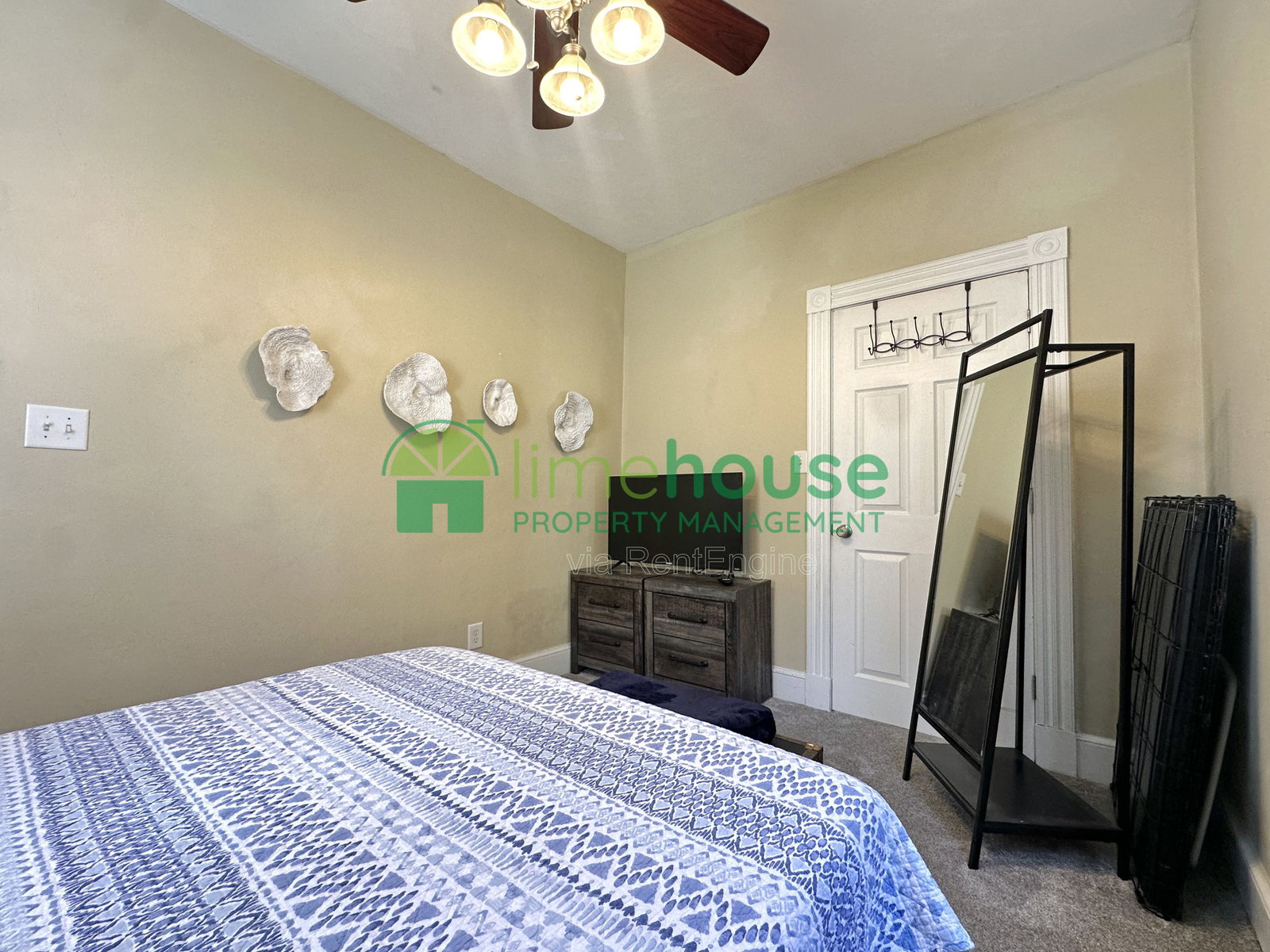 Gallery Image 12