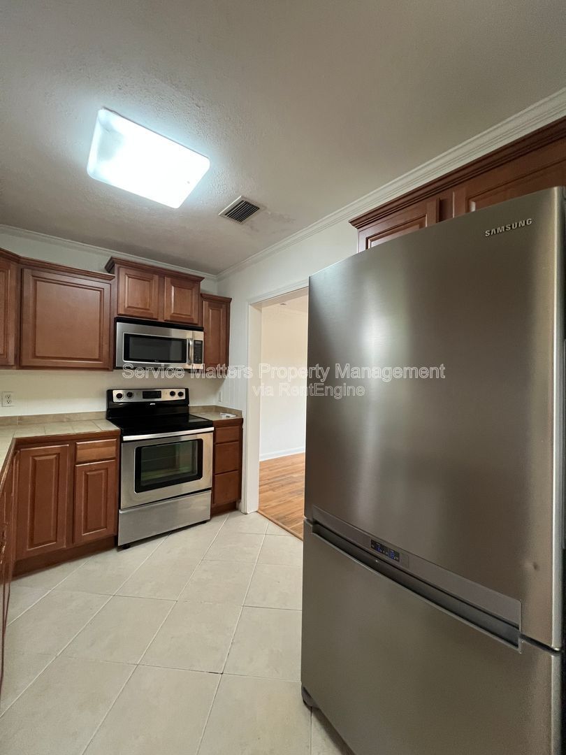Gallery Image 14