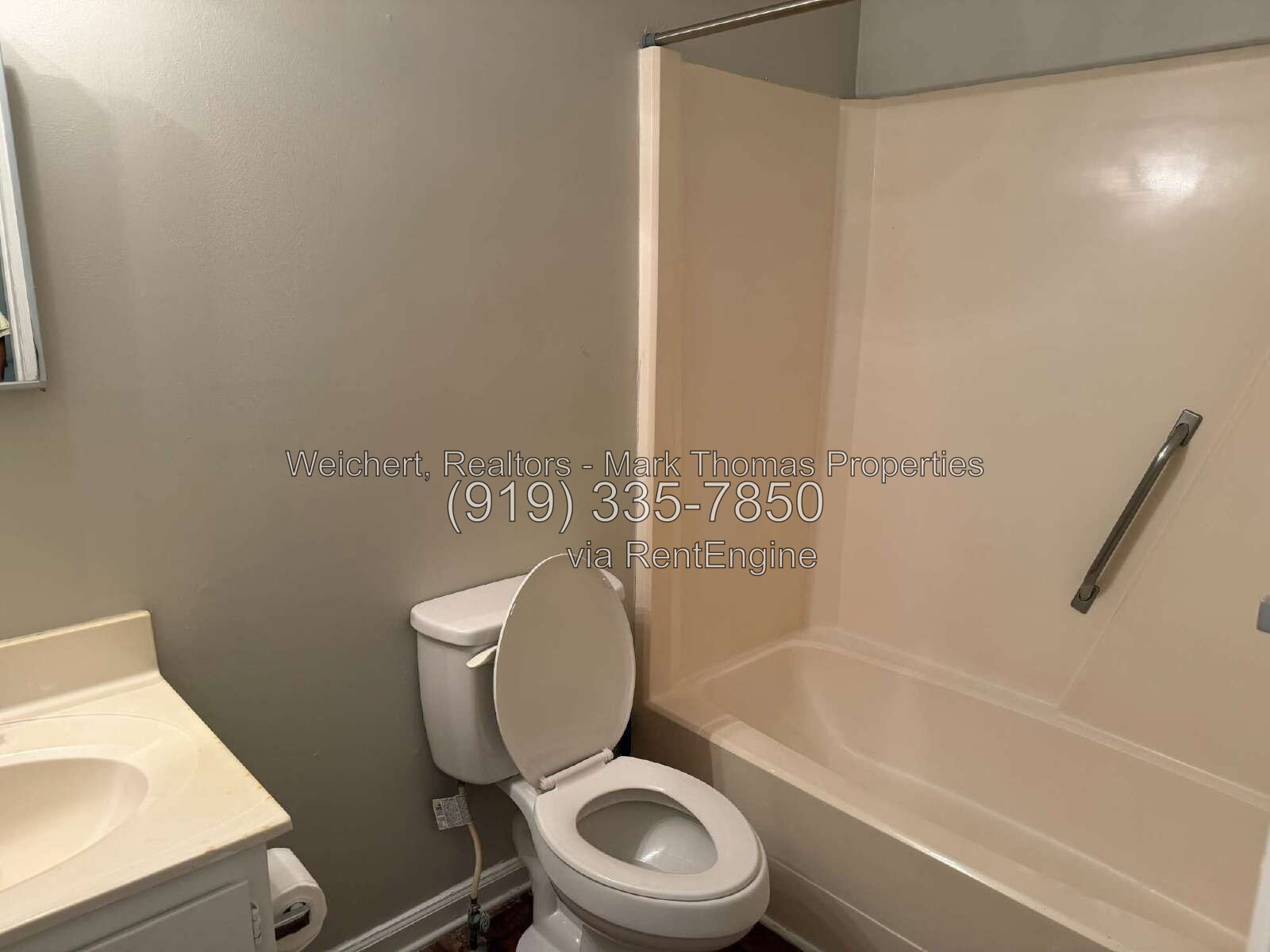 Gallery Image 23