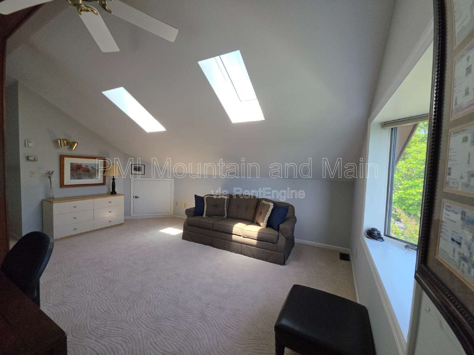 Gallery Image 41