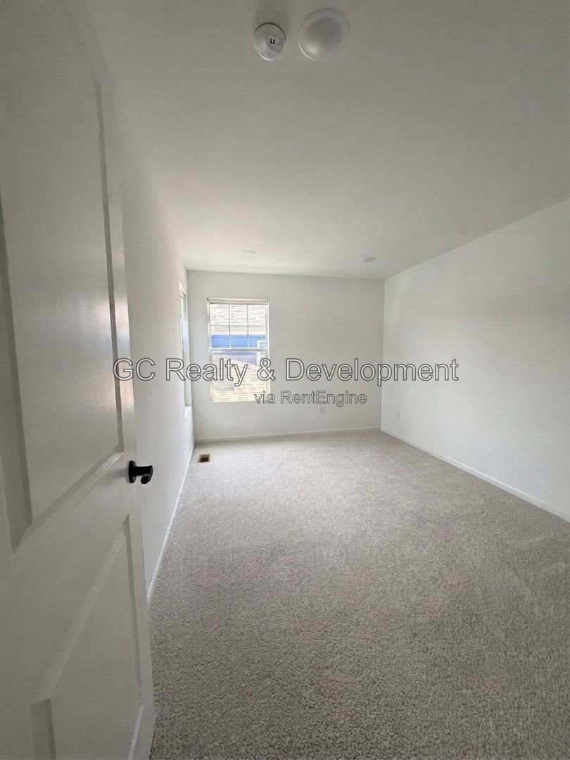 Gallery Image 19