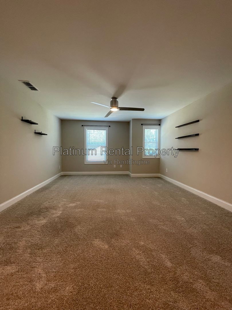 Gallery Image 66