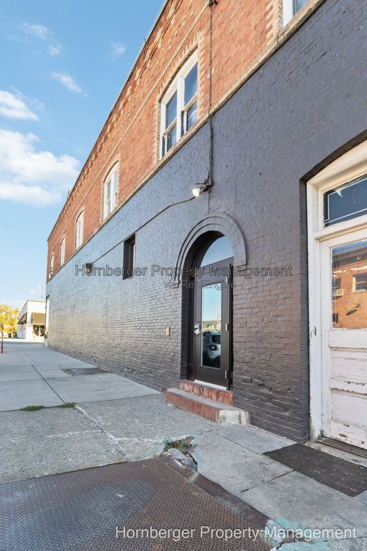 Gallery Image 16