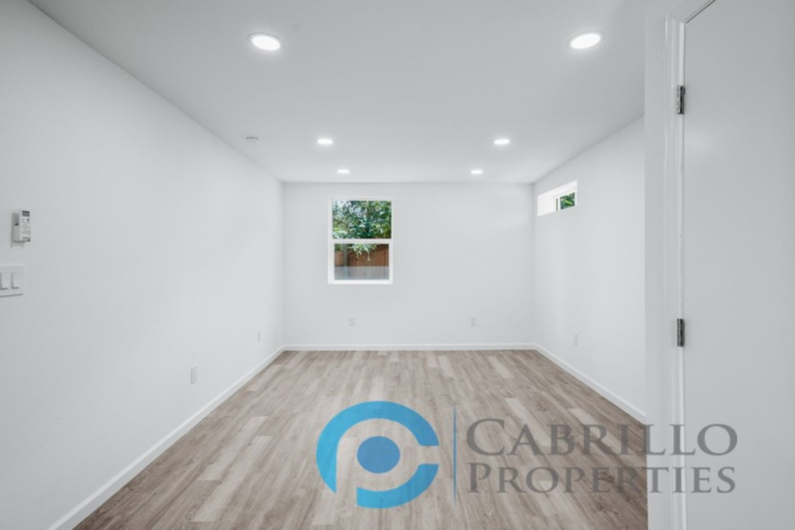 Gallery Image 15