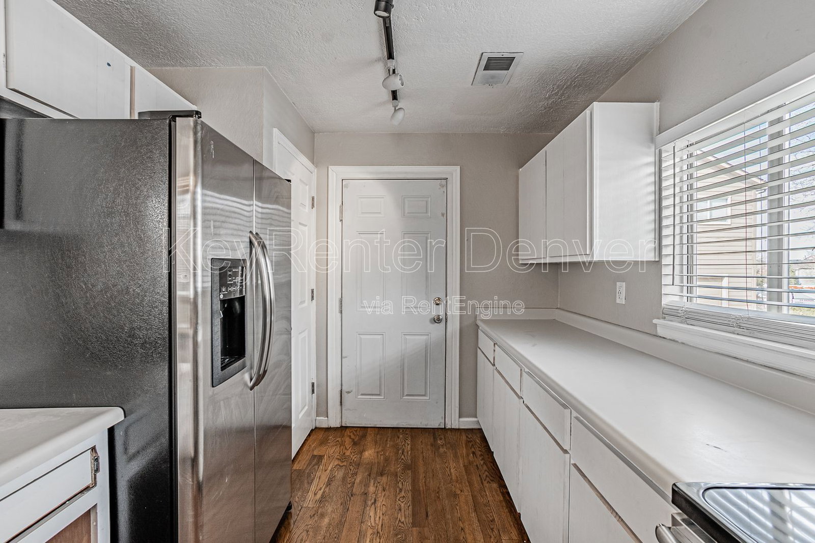 Gallery Image 33
