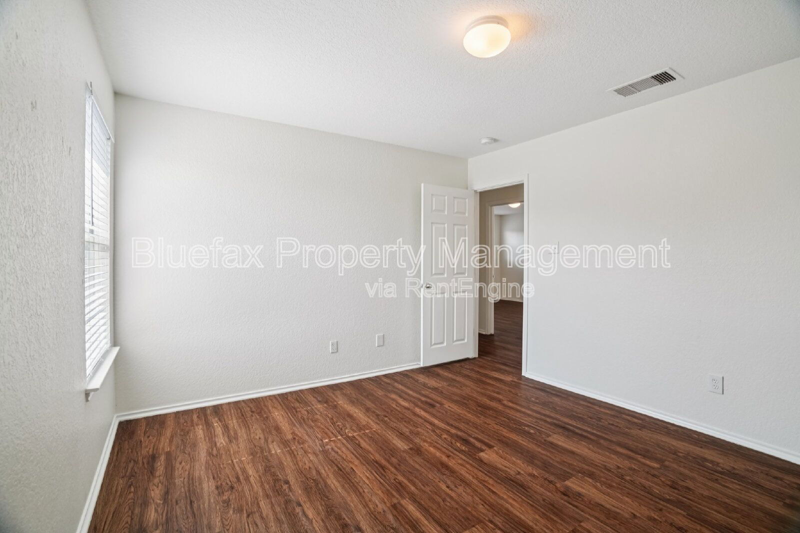 Gallery Image 19