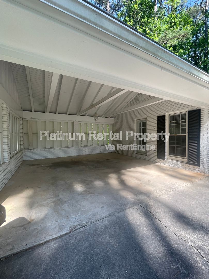 Gallery Image 6