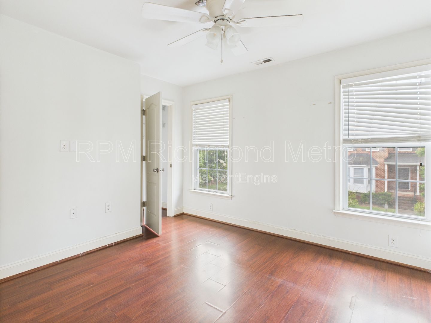 Gallery Image 18