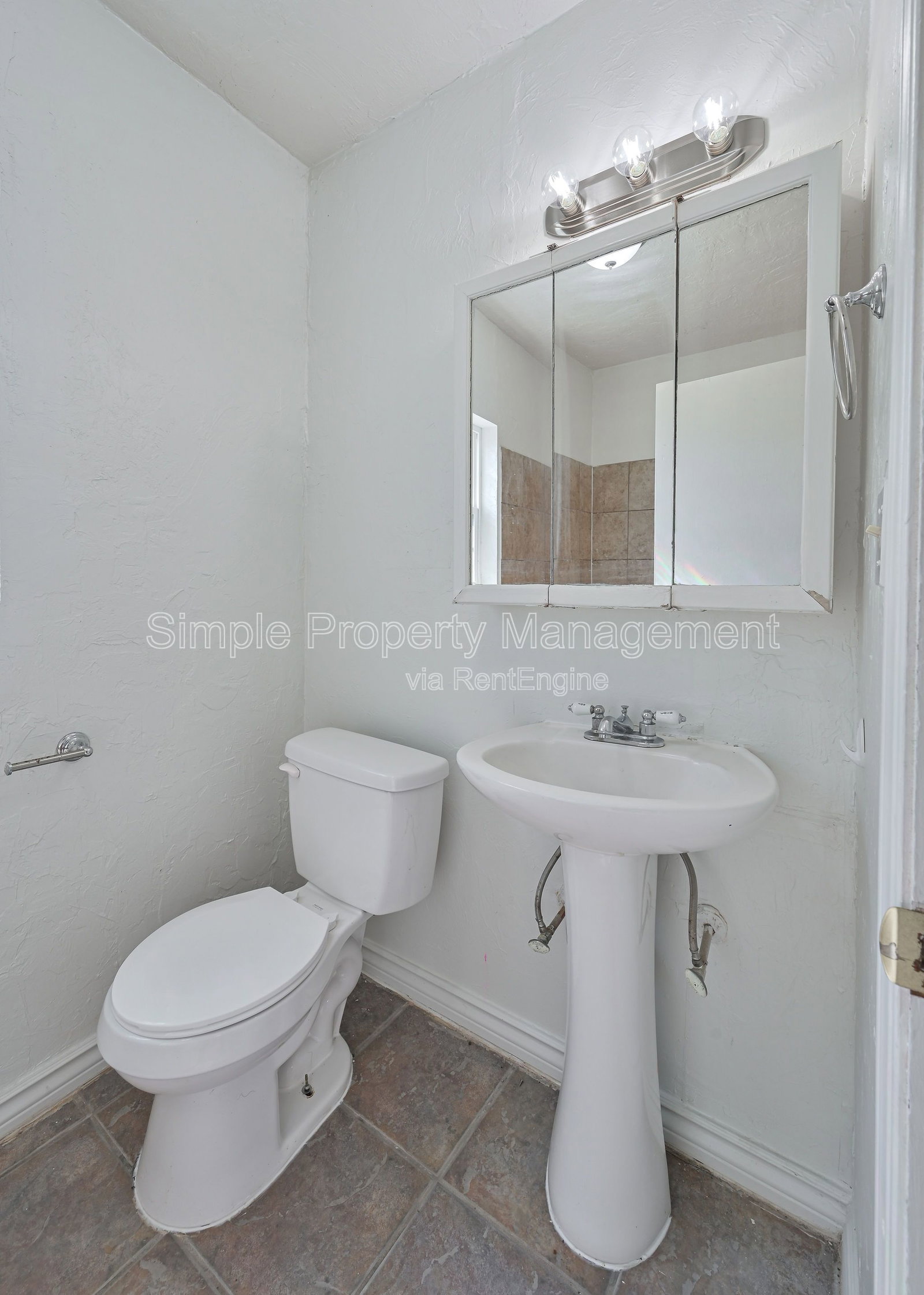 Gallery Image 13