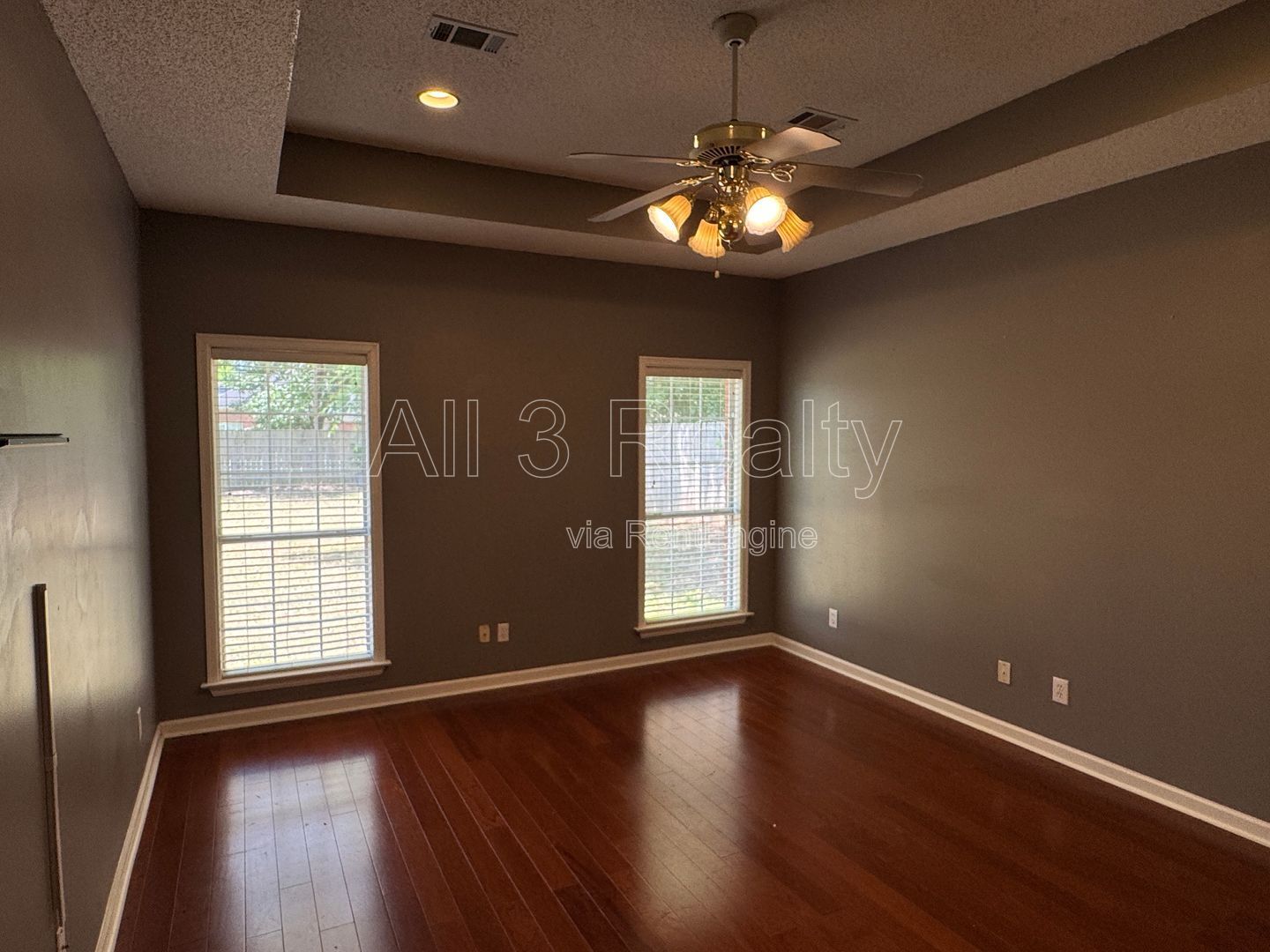 Gallery Image 18