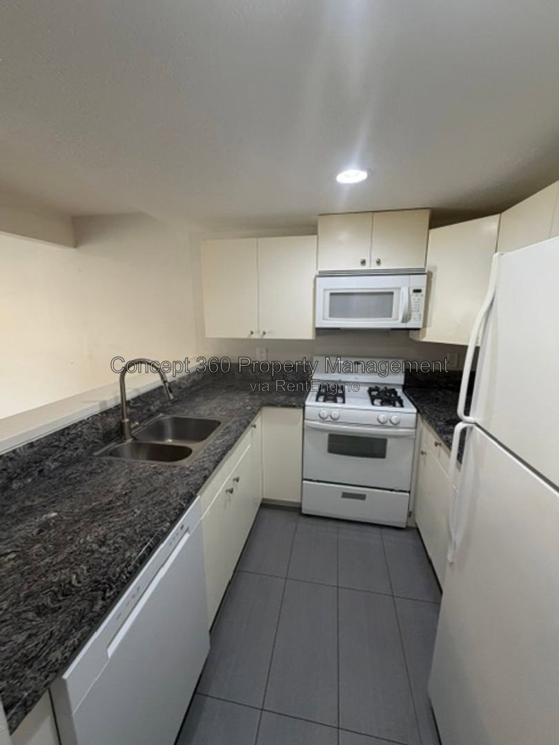 Gallery Image 18