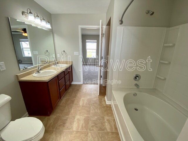 Gallery Image 32