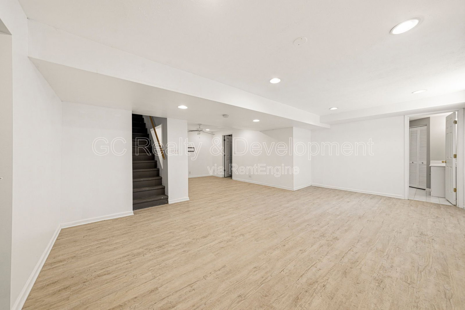 Gallery Image 14