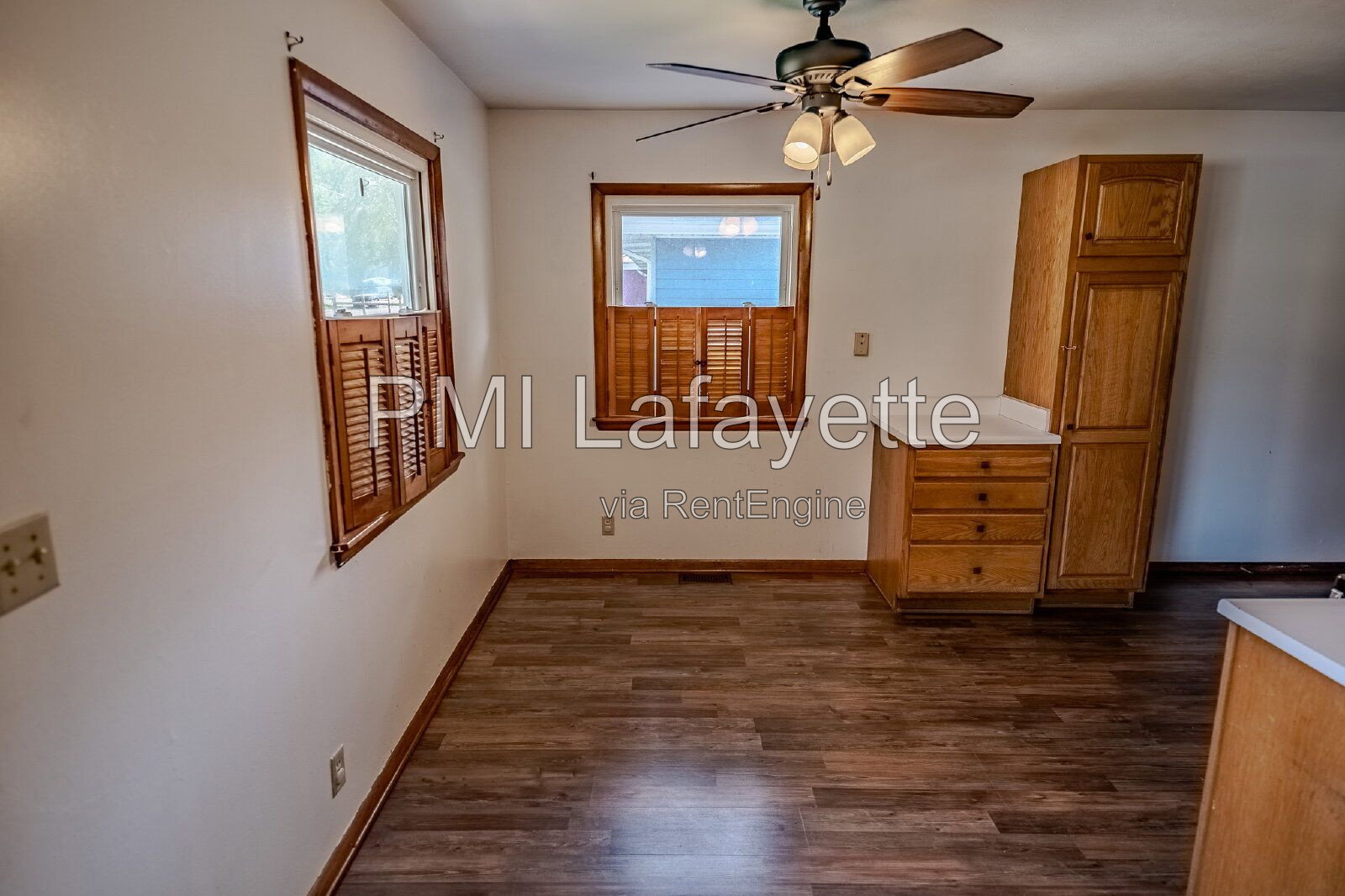 Gallery Image 16