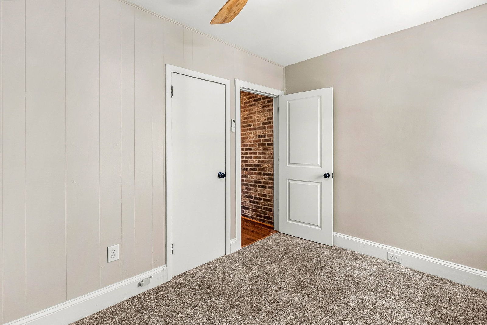 Gallery Image 15