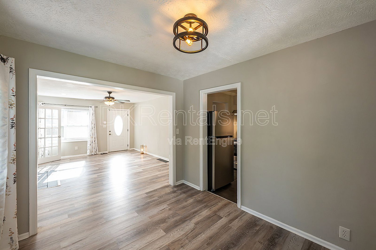 Gallery Image 15