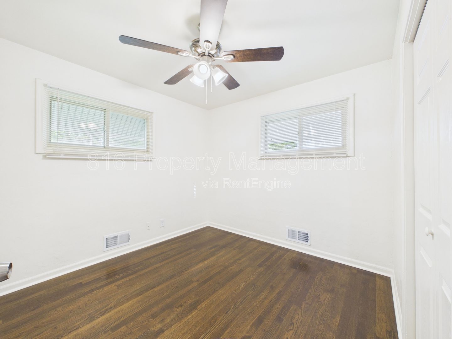 Gallery Image 16