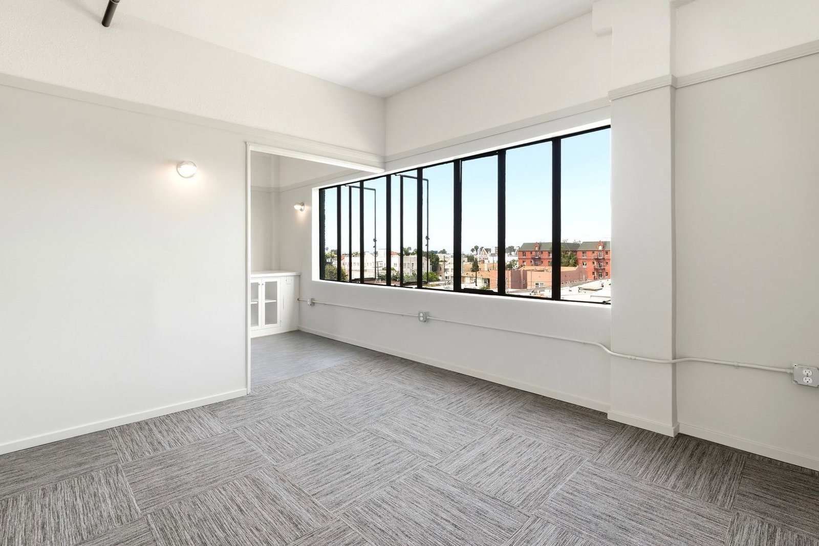Gallery Image 13