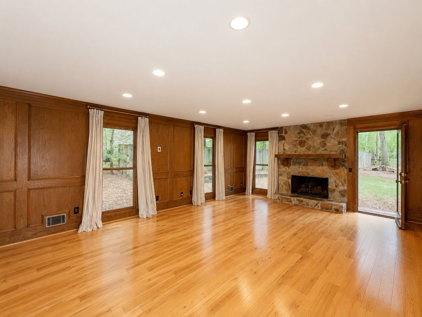 Gallery Image 12