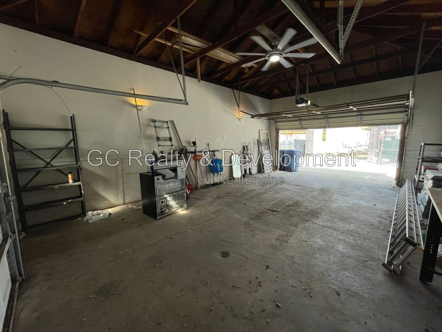 Gallery Image 16