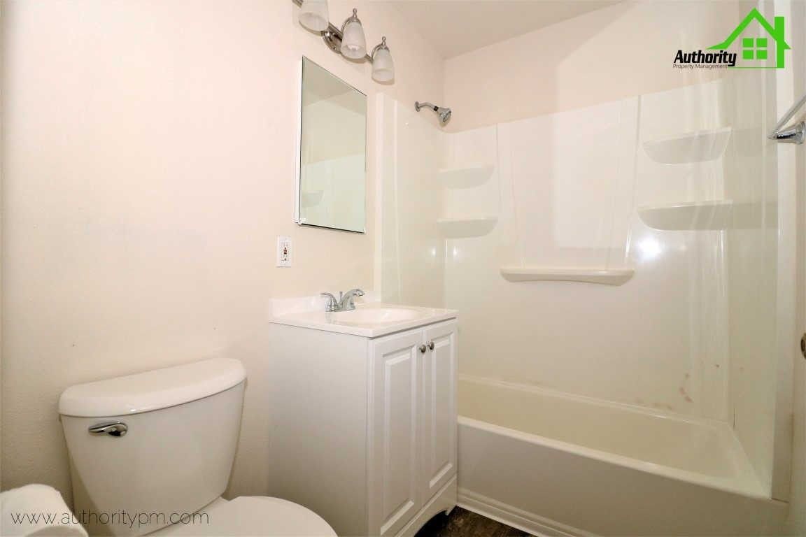 Gallery Image 13