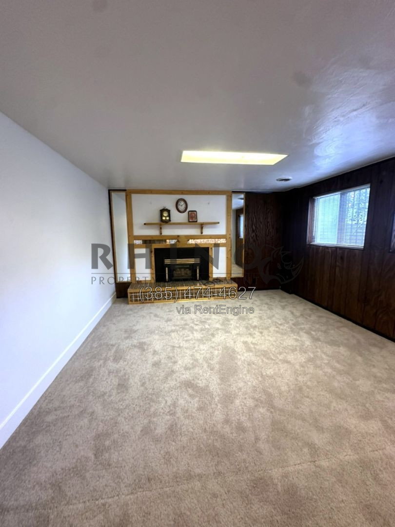 Gallery Image 0
