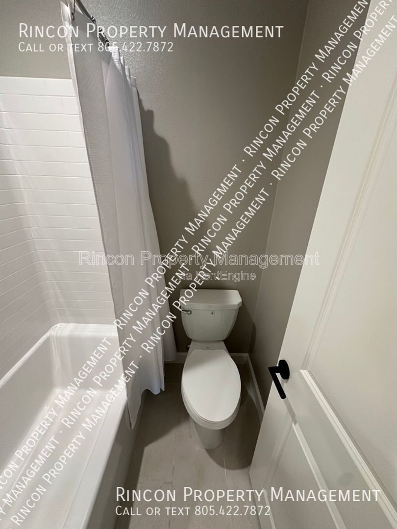 Gallery Image 16