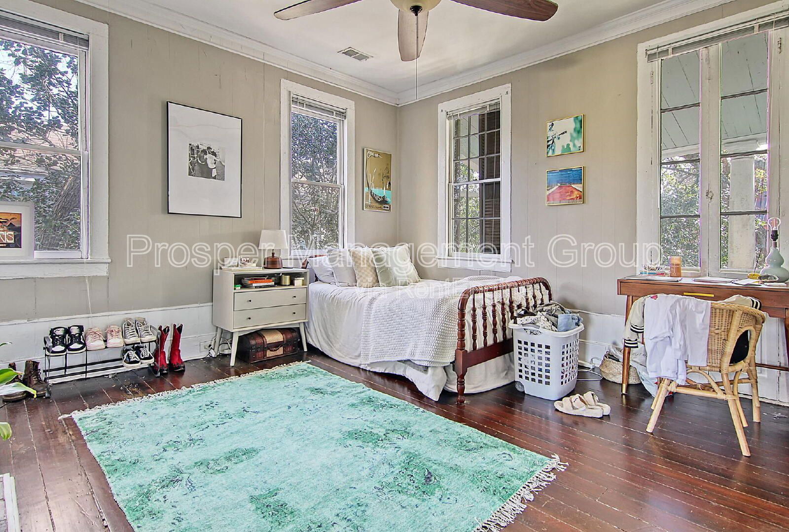 Gallery Image 13