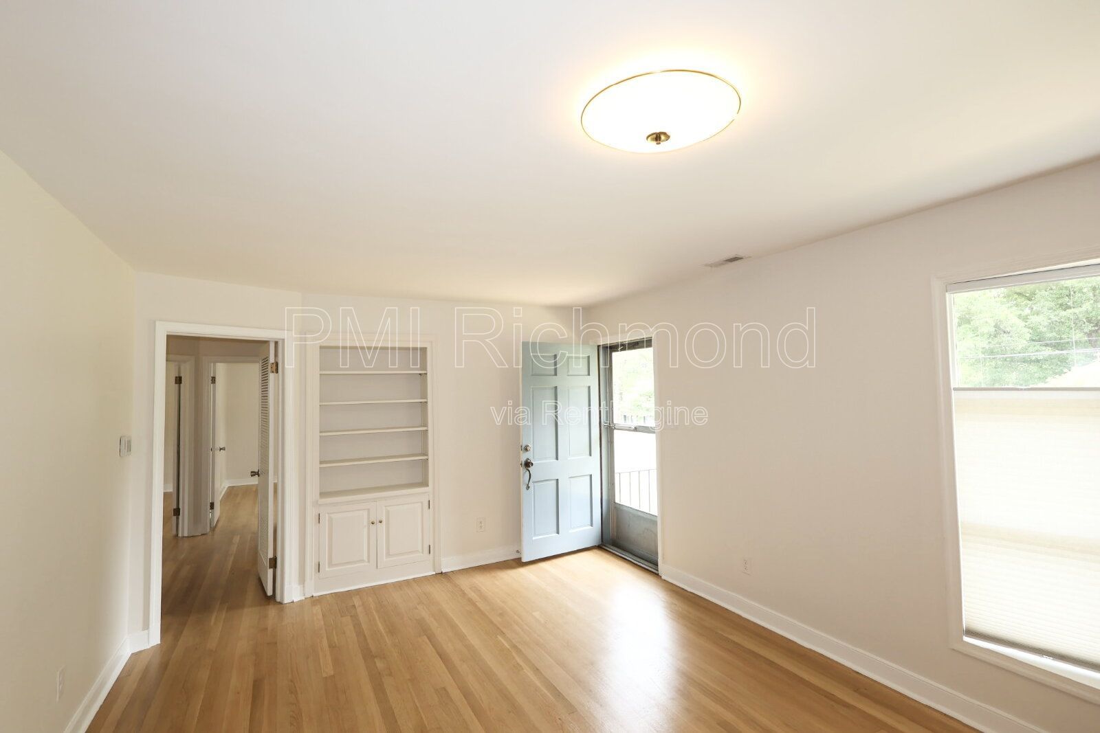 Gallery Image 17