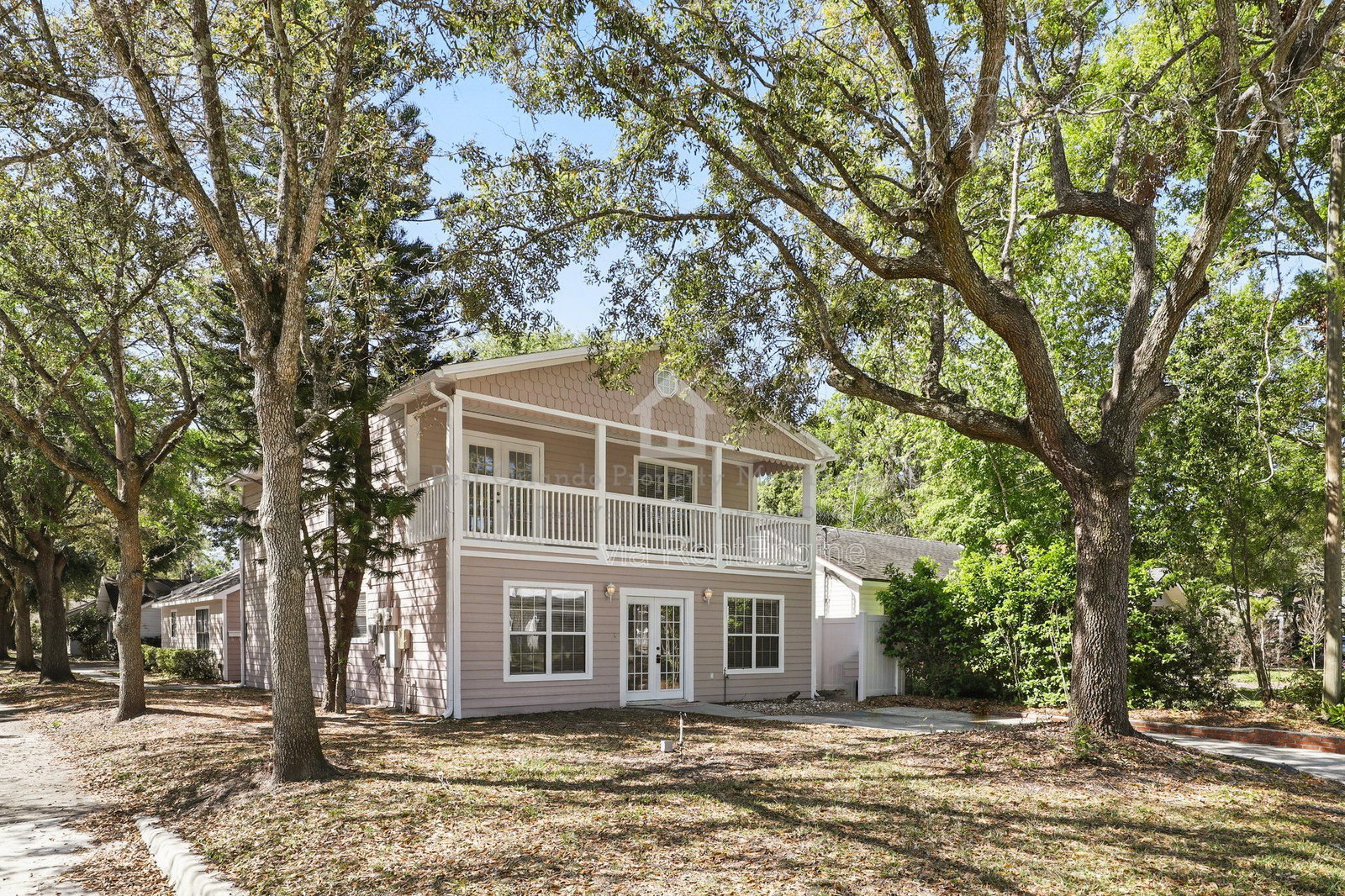 Gallery Image 18