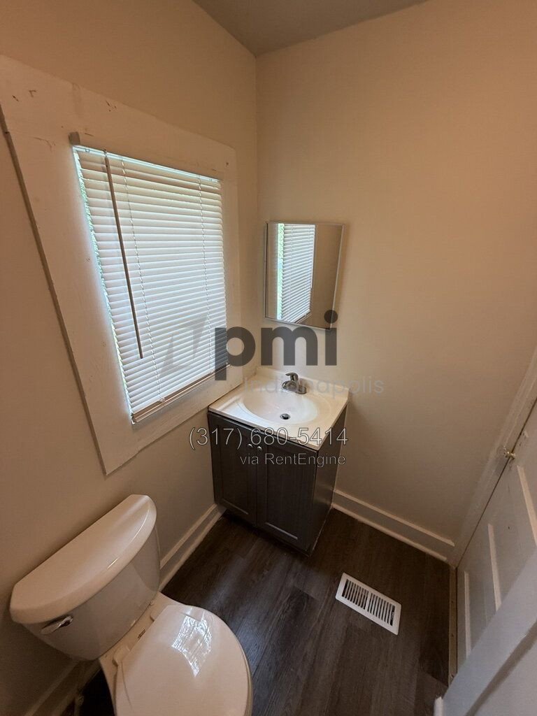 Gallery Image 15