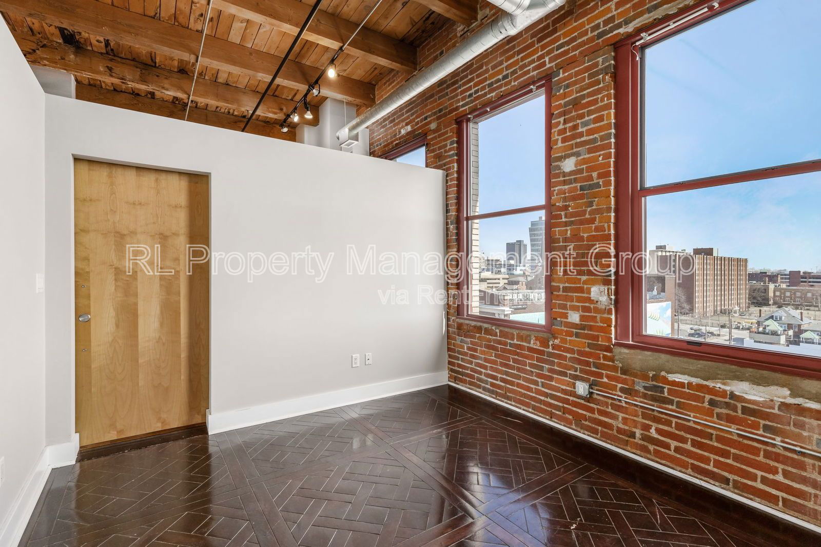 Gallery Image 9