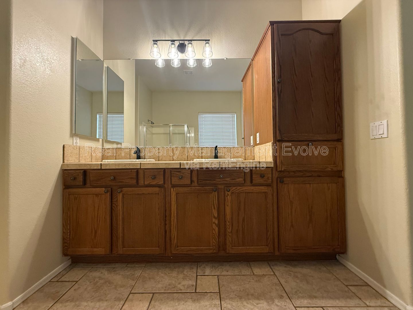 Gallery Image 21