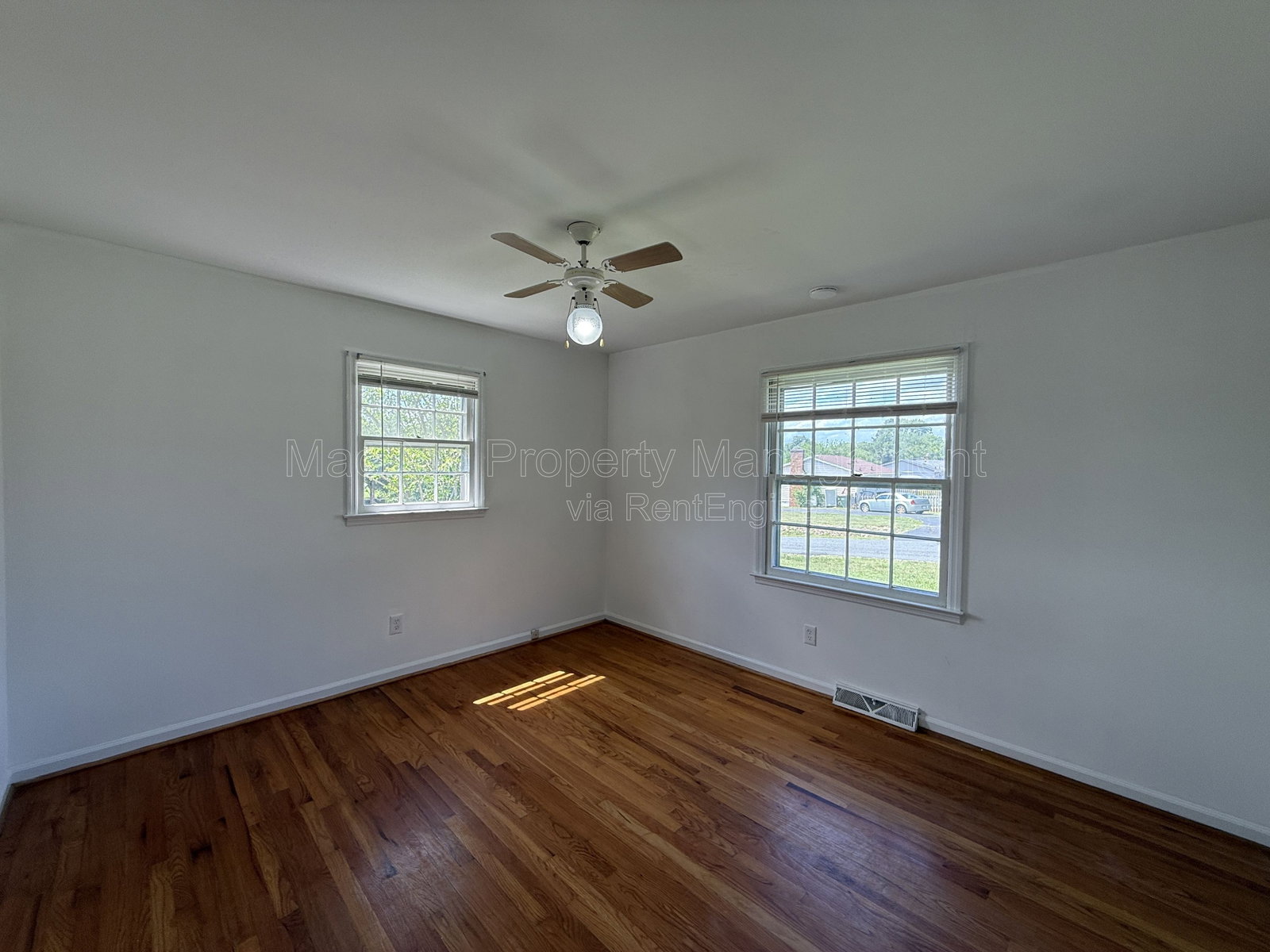 Gallery Image 20