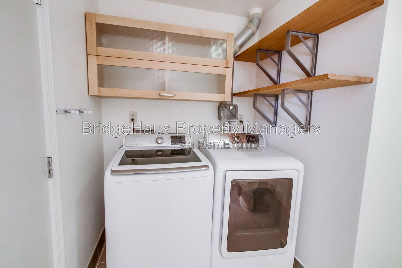 Gallery Image 15
